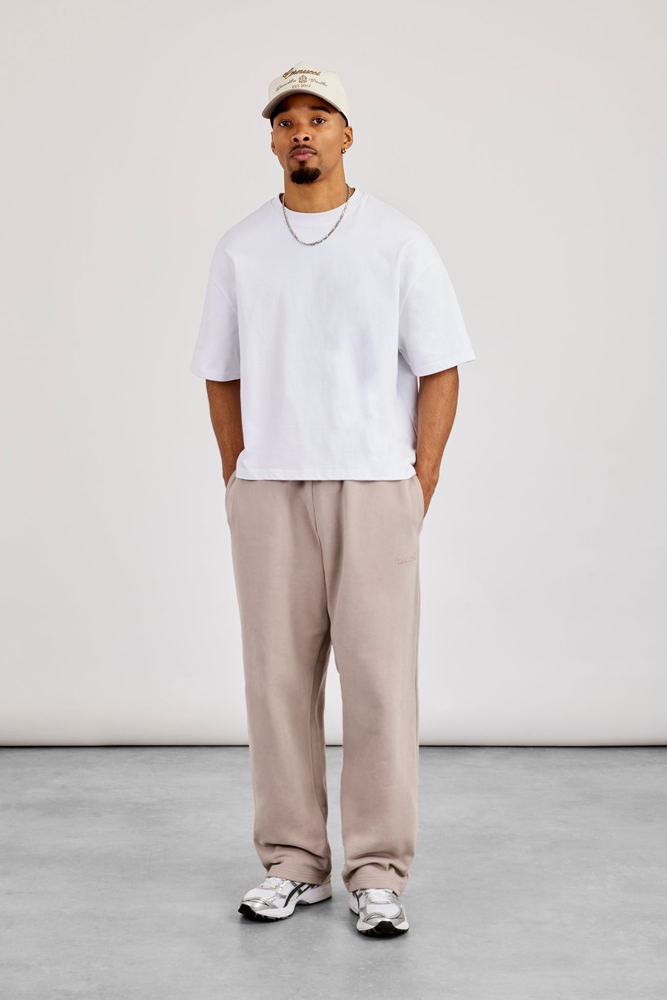 Relaxed Jogger - Stone